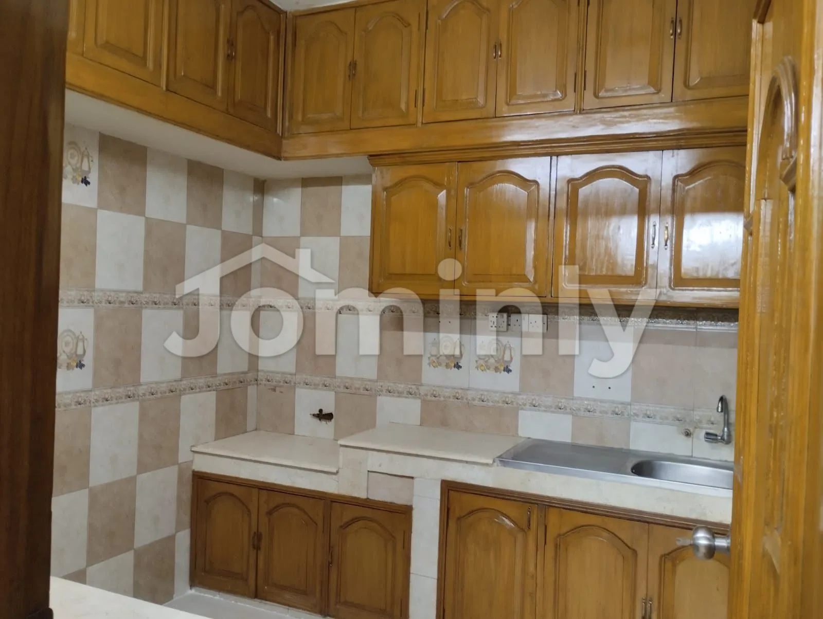 2600 Sqft Unfurnished Office Space for Rent | Gulshan North | 3 Bed, 4 Bath, 1 Lift, Parking, Generator & CCTV - 3