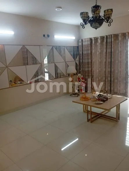 2270 Sqft Lightly Used Luxury Apartment for Sale | Gulshan 1 | 5th Floor, 3 Bed, Servant Suite, Fair Face Building & Parking - 2