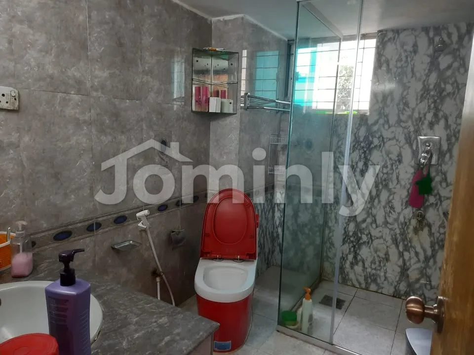 1830 Sqft Lightly Used Luxury Apartment for Sale | Gulshan 1 | 3rd Floor, 3 Bed, Furnished Kitchen, Service Lift & Parking - 5