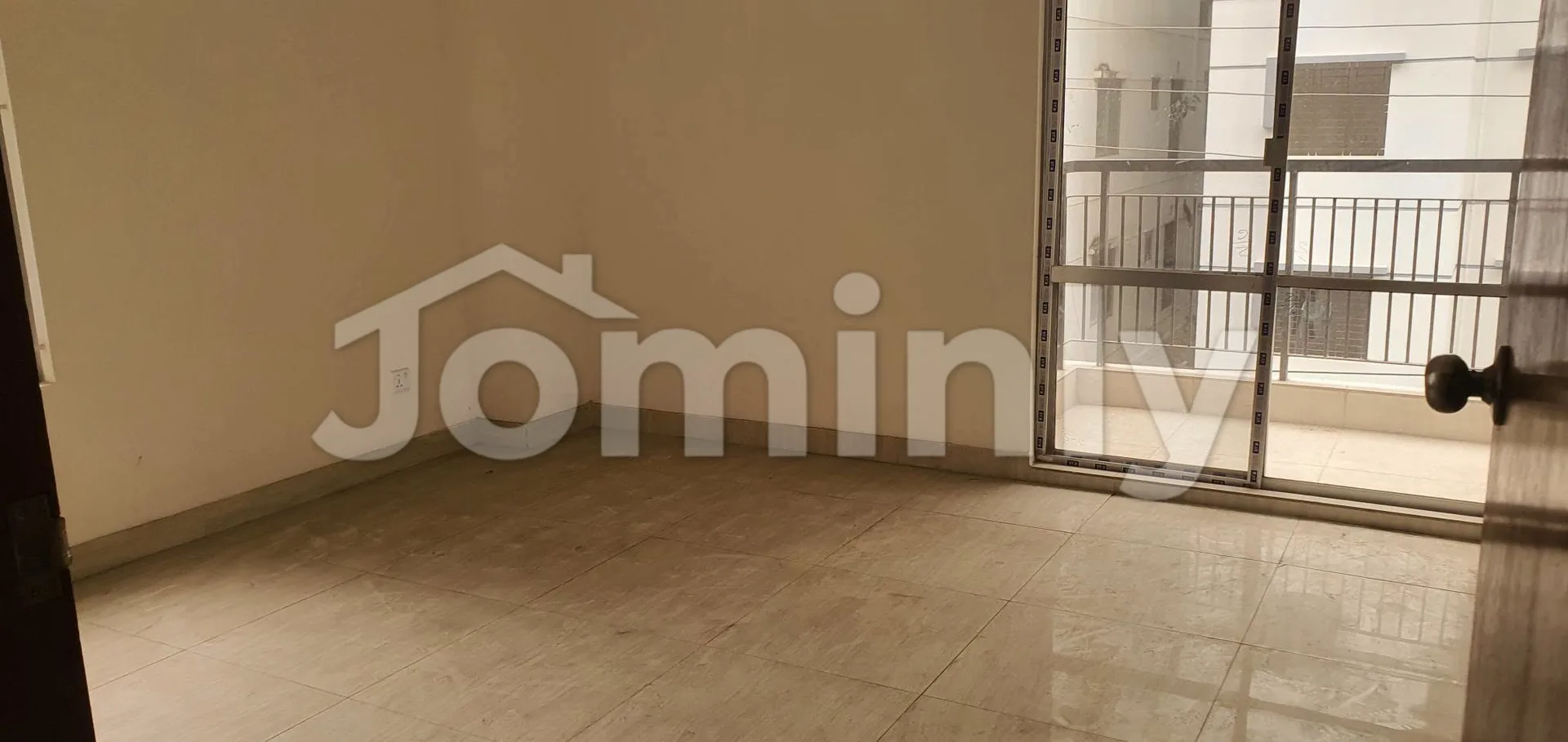 1520 Sqft Brand New South Facing Apartment for Sale | Bashundhara R/A Block H | 3rd Floor, 3 Bed, Direct Owner Sale Near Viqarunnisa - 5