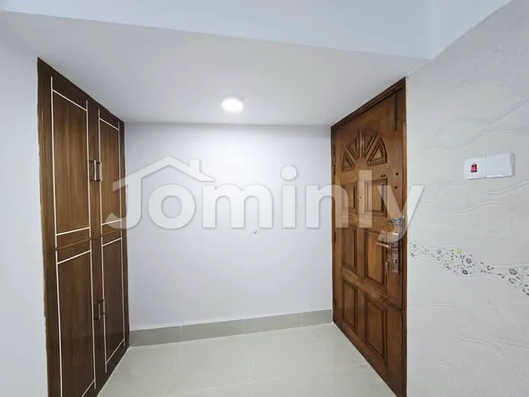 1680 Sqft Newly Renovated South Facing Apartment for Sale | Banani Block F | 3 Bed, Titas Gas, 40ft Wide Road & Parking