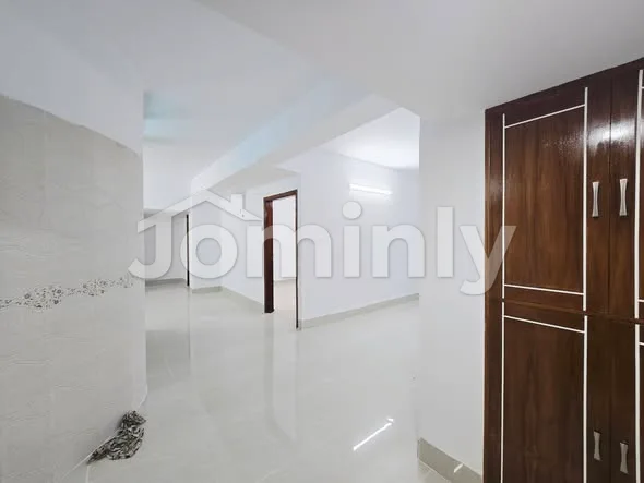 1680 Sqft Newly Renovated South Facing Apartment for Sale | Banani Block F | 3 Bed, Titas Gas, 40ft Wide Road & Parking - 3