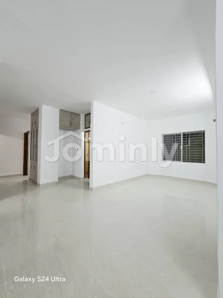 1820 Sqft South Facing Single Unit Ready Flat for Sale | Uttara Sector 12 | 4 Bed, Titas Gas, Full Cabinet Work & Parking - 3