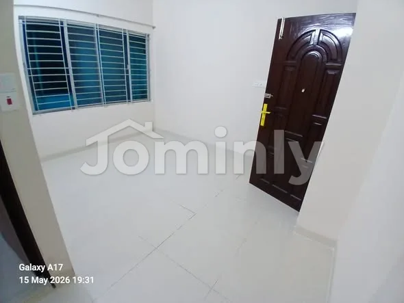 1000 Sqft South-Facing Flat for Sale | Uttara Sector 11, Dhaka | Top Floor with Lift, Parking & Titas Gas
