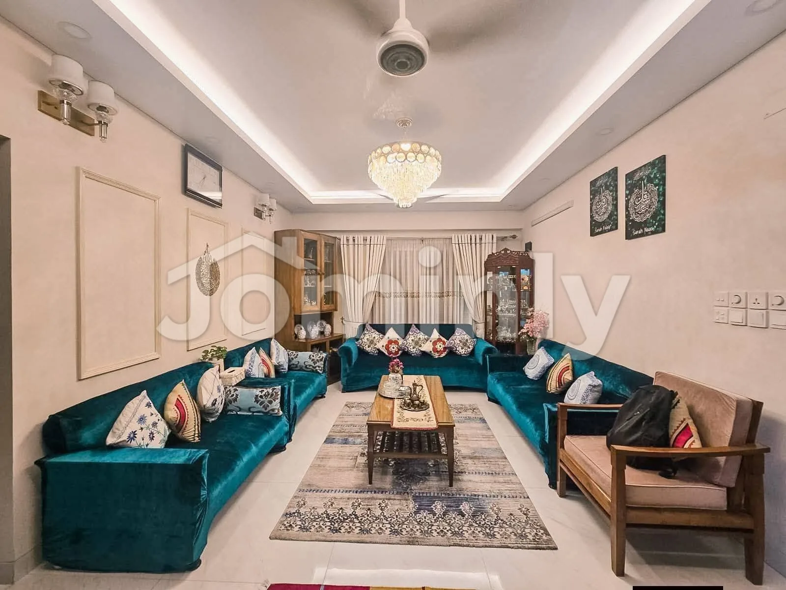 2396 Sqft North Facing Interior Decorated Single Unit Apartment For Sale In Sector 6 Uttara With Gas