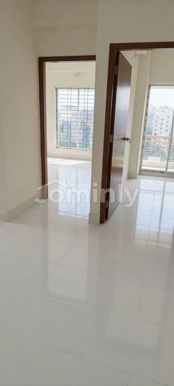 Brand New 1300 Sqft 3 Bed Apartment For Sale Near Water Pump Dhaka Uddan Mohammadpur With Gas