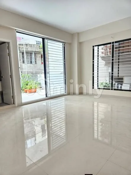 Brand New 1300 Sqft 3 Bed Apartment For Sale Near Water Pump Dhaka Uddan Mohammadpur With Gas - 2