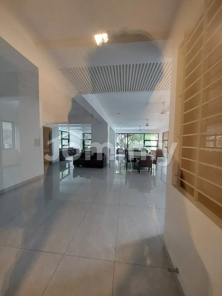 2710 SQFT 3-Bed South-Facing Ready Apartment for Sale | Dhanmondi Road-6 Near Lake | 2nd Floor with 2 Parking - 3