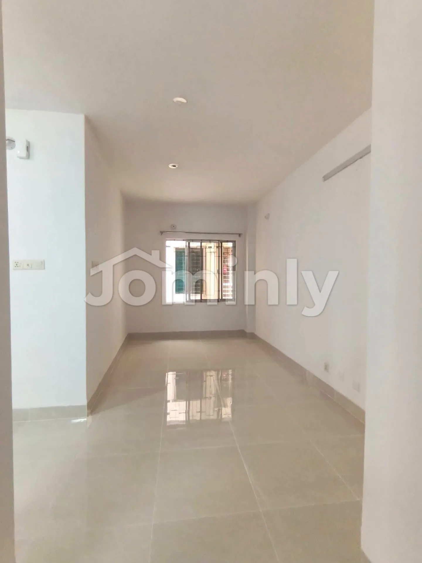 1250 Sqft 3 Bed South Facing 5th Floor Apartment For Sale In Uttara Sector 3 With Gas