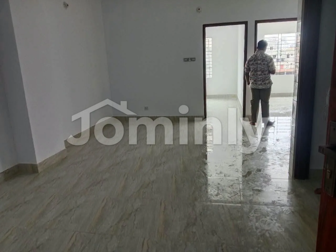 1050 Sqft 3 Bed 5th Floor Roadside Ready Apartment For Sale In Satmasjid Housing Mohammadpur - 4