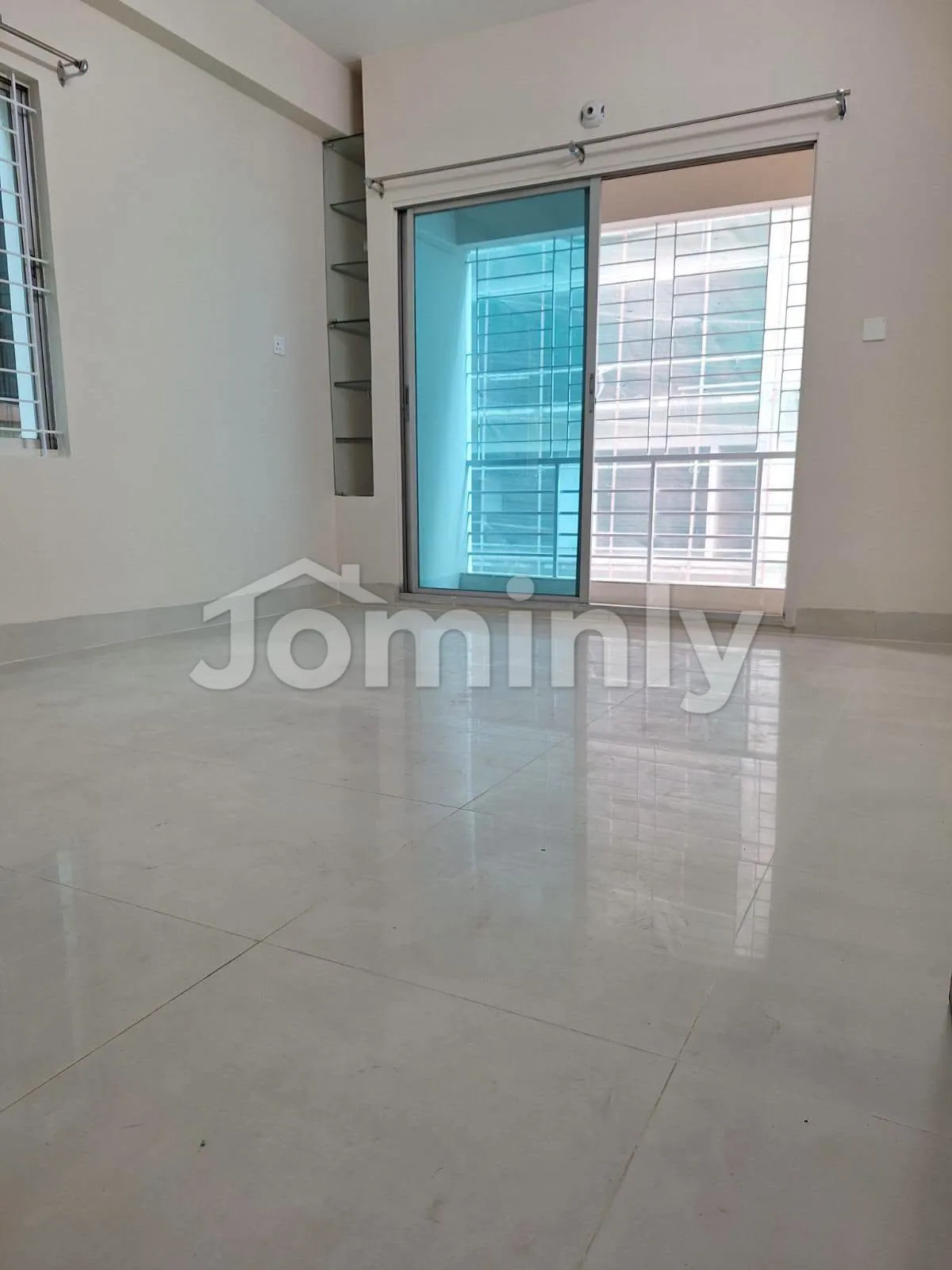 1550 SQFT 3-Bed South-Facing Apartment for Sale | Uttara Sector-11 Road-20 | 4th Floor (G+4), Titas Gas, Lift & Parking