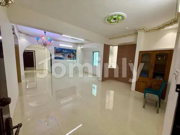 1950 Sq Ft South Facing 4 Bedroom Flat for Sale | Mohammadi Housing Society, Mohammadpur | 7th/8th Floor with 20 Ft 2-Side Road & Parking - 2