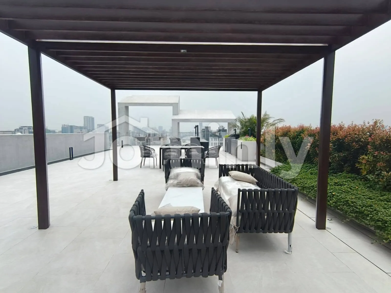 Luxury 3500 SQFT 3-Bed Residence for Rent | Gulshan-2 Prime Location | Pool, Gym, Courtyard & Grand Entrance - 5