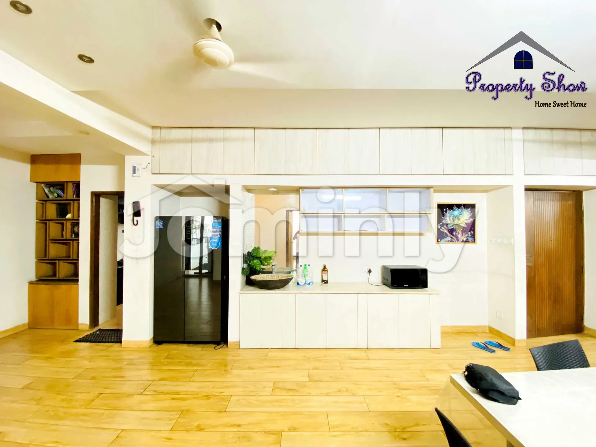 Luxury 2450 SQFT 4-Bed Fully Furnished Apartment for Rent | Bashundhara R/A | Parking - 3
