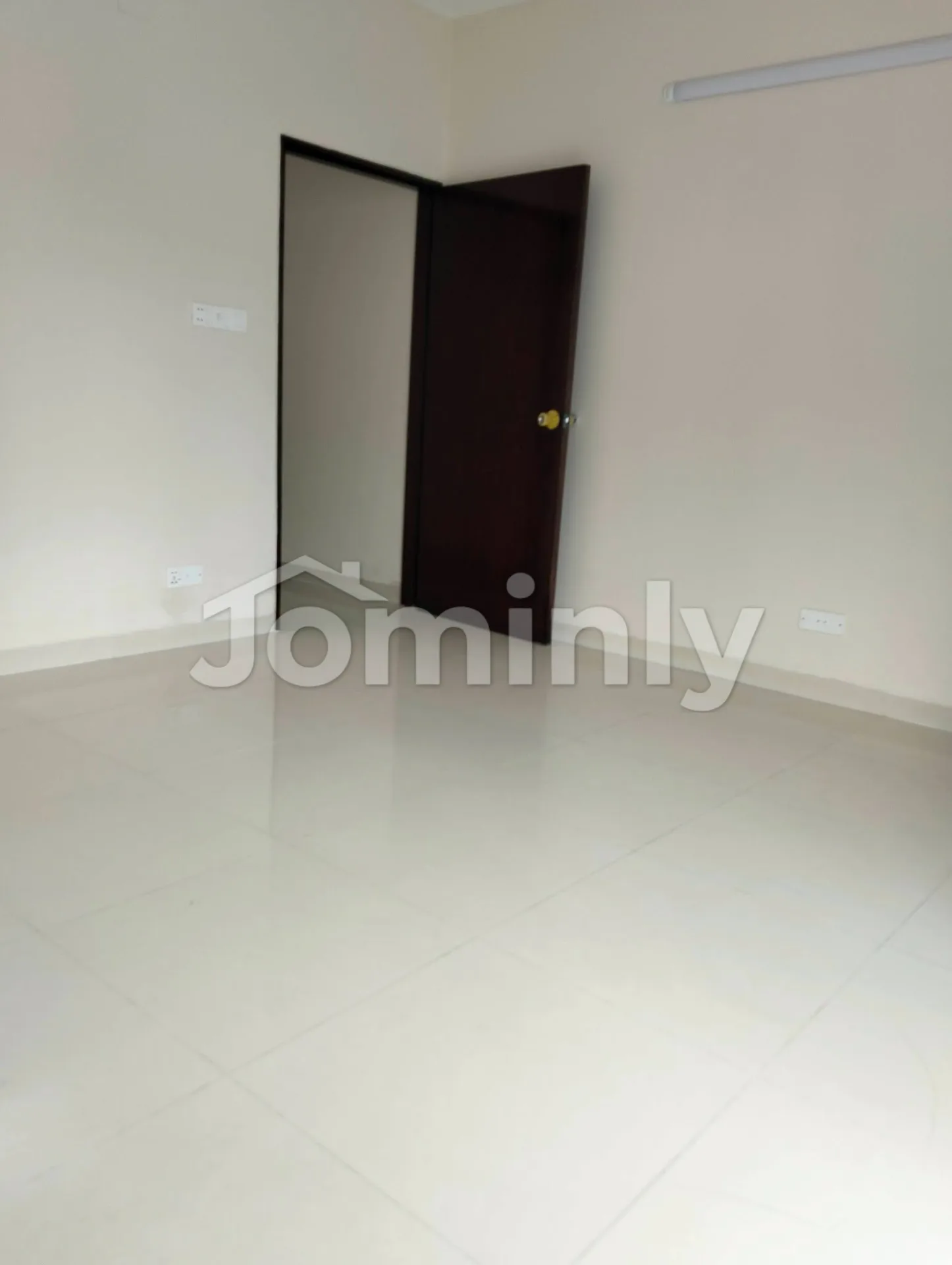 1100 Sq Ft South-Facing Ready Used Flat for Sale | Sector 11 Uttara | Domicile Holding - 4