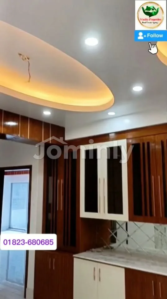 2800 Sq Ft 4-Bed Flat for Sale with Line Gas & Parking | Shantinagar Peer Shaheber Goli