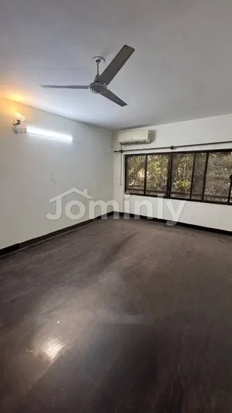3500 Sq Ft 5-Bedroom Flat for Rent | Gulshan-2 Prime Location | Family Only - 4