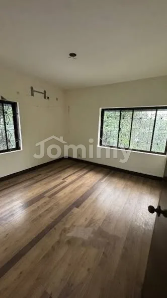 3500 Sq Ft 5-Bedroom Flat for Rent | Gulshan-2 Prime Location | Family Only - 5