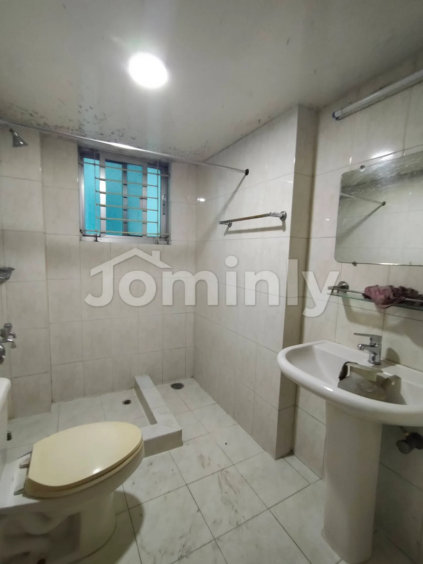 2000 Sq Ft 3-Bedroom Flat for Rent | Gulshan-1 | Family Purpose Only - 5