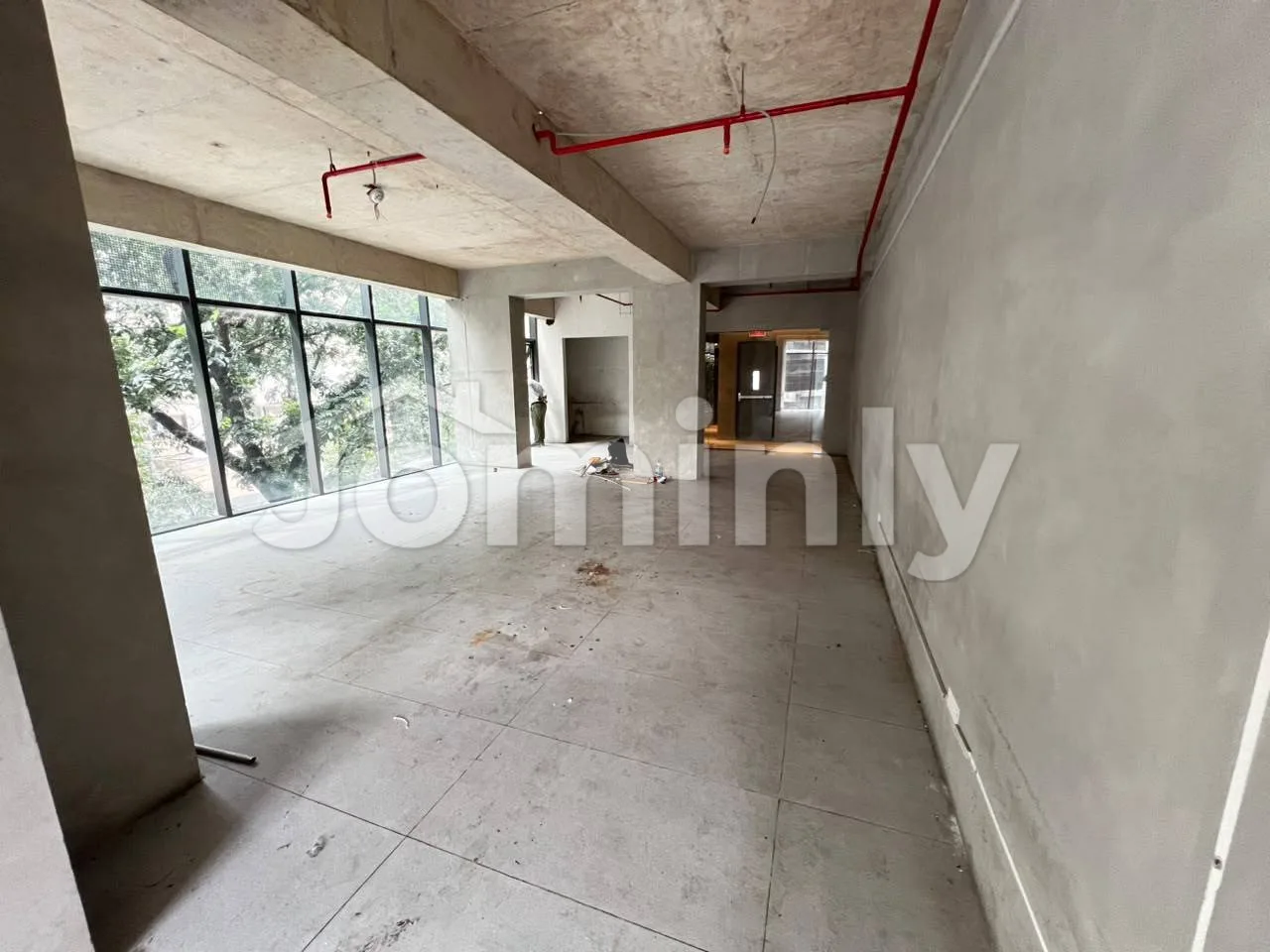 Prime 1785 SFT 1st-Floor Commercial Space for Rent | Banani Road 11 | Outdoor Balcony, Glass Facade, 2 Lifts - 5