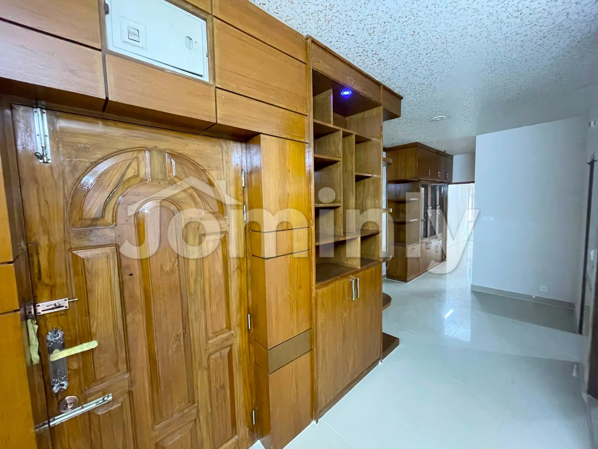 1100 Sq Ft 3-Bedroom Ready Used Apartment for Sale | Sector 9, Uttara - 3