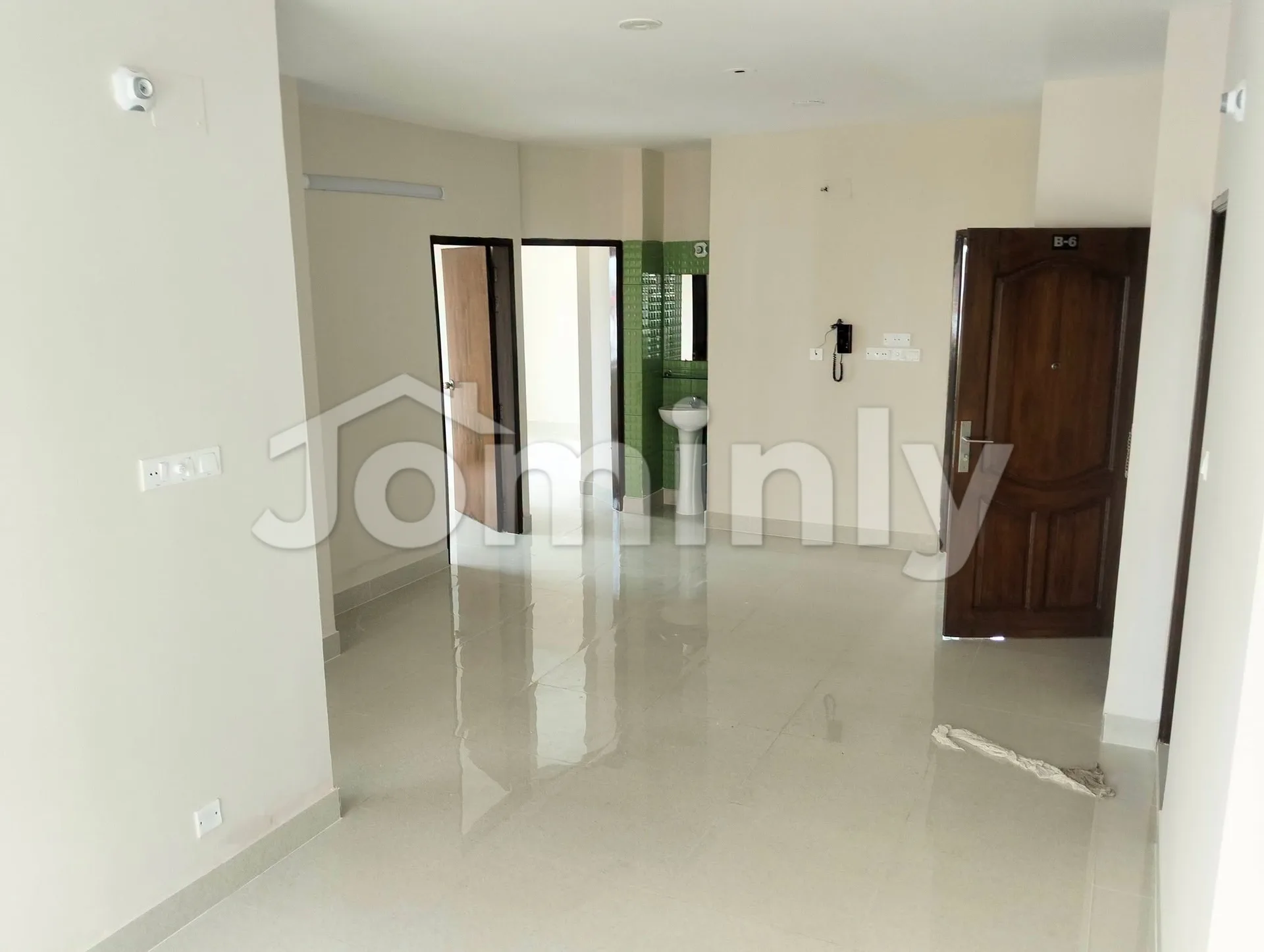 1500 Sq Ft North-West Corner 3-Bedroom Ready Flat for Sale | 6th Floor, Prime Uttara - 2