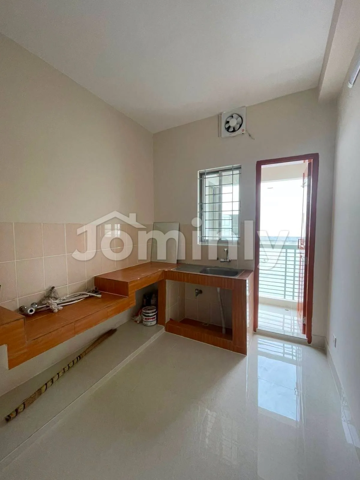 1500 Sq Ft North-West Corner 3-Bedroom Ready Flat for Sale | 6th Floor, Prime Uttara - 3