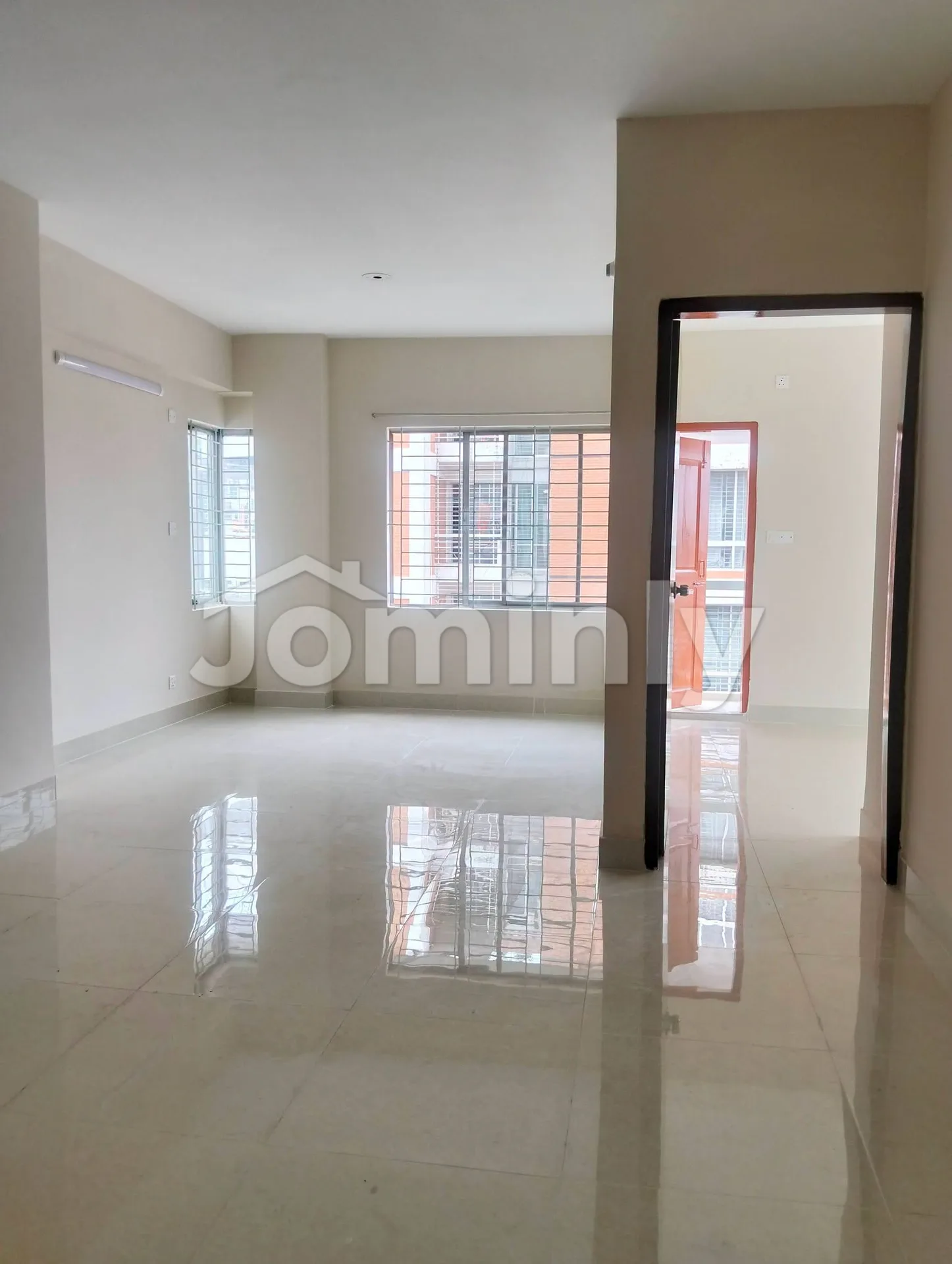 1500 Sq Ft North-West Corner 3-Bedroom Ready Flat for Sale | 6th Floor, Prime Uttara - 4