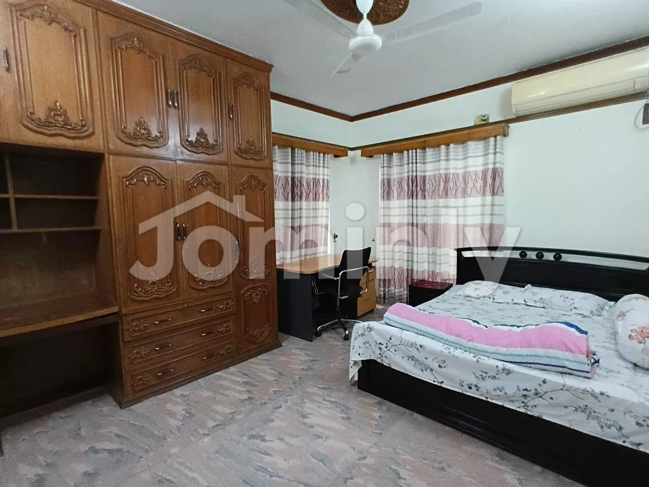 2250 SQFT 3-Bed Fully Furnished Apartment for Rent | Gulshan-2 Road-74 | 3rd Floor | Service Room, Lift, Generator & Parking - 4