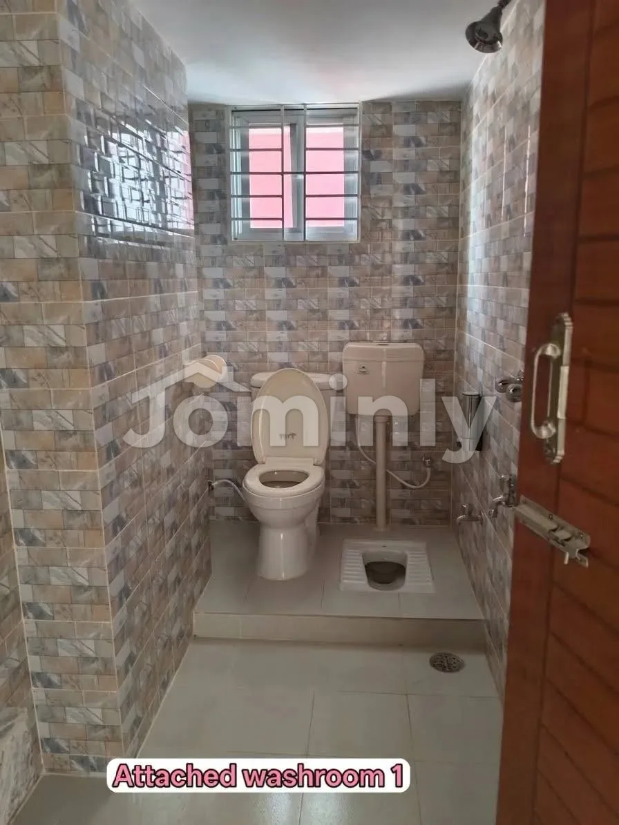 Brand New 1,360 Sq Ft Spacious 3-Bedroom Family Apartment for Rent | 6th Floor - 4