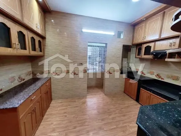 1,900 Sq Ft Premium 3-Bedroom Family Apartment with Servant Room for Rent | Bashundhara R/A, Dhaka - 3