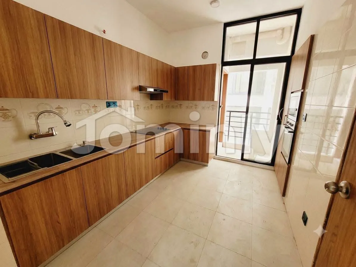 Luxury 2,200 Sq Ft Brand New 3-Bedroom Family Apartment for Rent | 4th & 6th Floor, Bashundhara R/A - 3