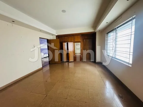 3,200 Sq Ft Commercial Corporate Office Space with Nice View for Rent | Prime Gulshan-1 - 4