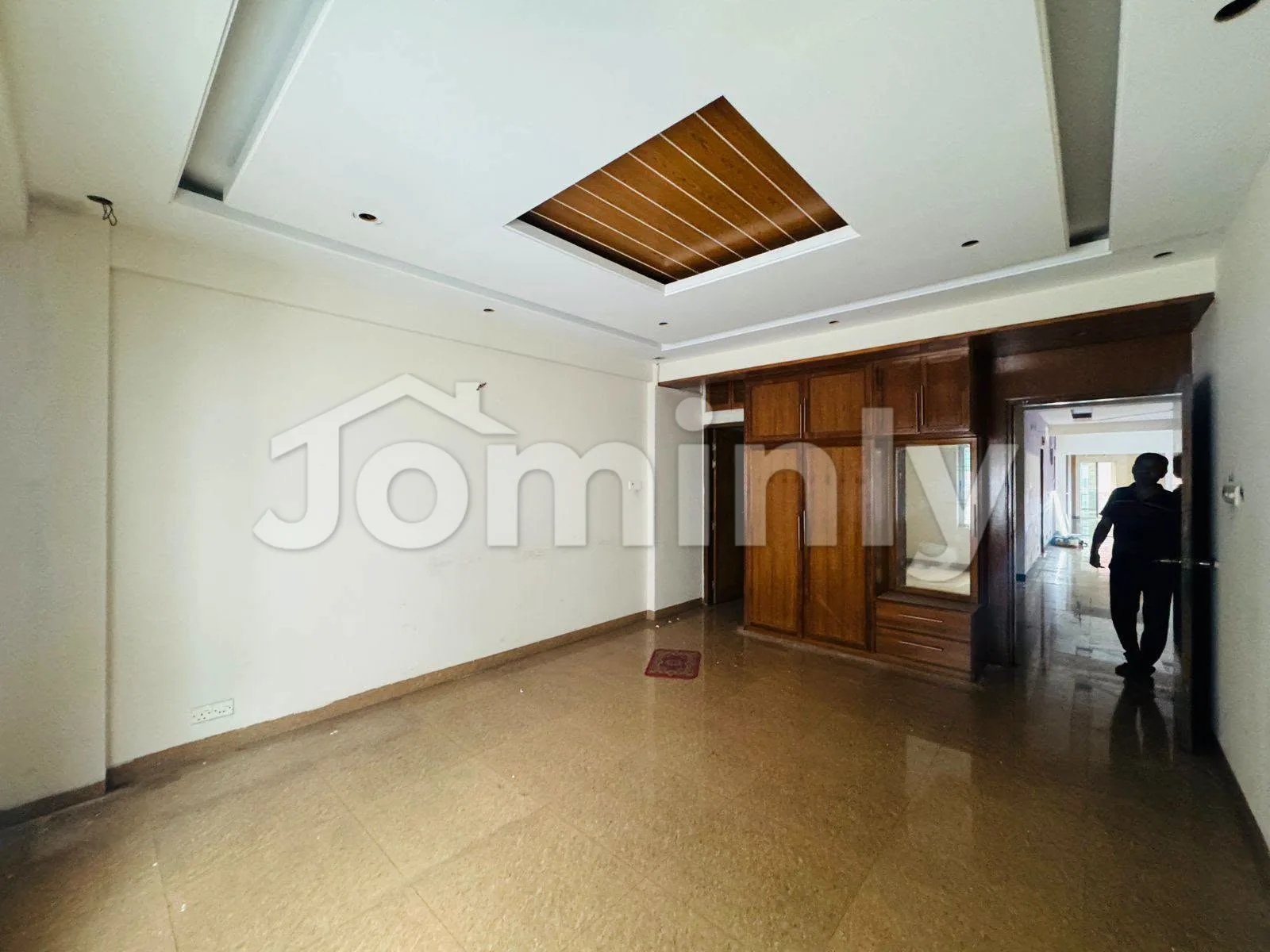 3,200 Sq Ft Commercial Corporate Office Space with Nice View for Rent | Prime Gulshan-1 - 5