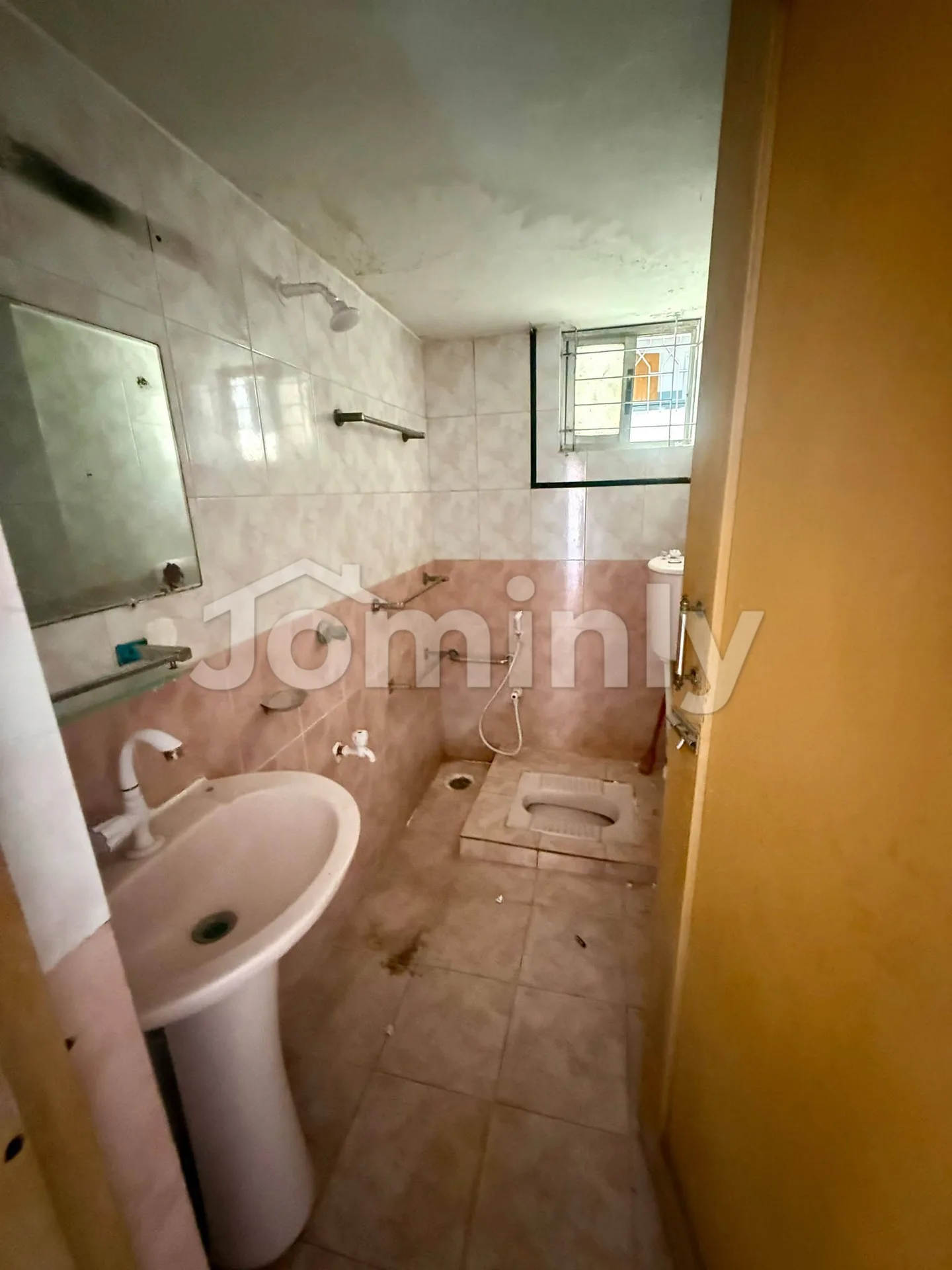 1,095 Sq Ft 3-Bedroom West-North Facing Apartment with Parking for Sale | 4th Floor, Mohammadia Housing Society, Mohammadpur - 5