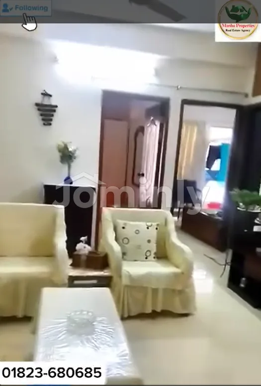 1,300 Sq Ft 3-Bedroom South-Facing Used Apartment with Pipeline Gas & Parking for Sale | 5th Floor, East Nayatola, Moghbazar