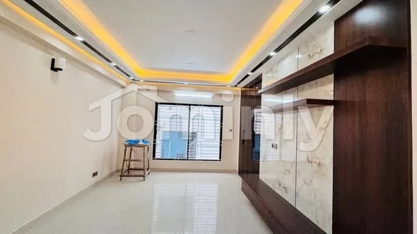 2,200 Sq Ft Fully Interiored Brand New Single-Unit 4-Bedroom South-Facing Apartment with Parking for Sale | Level 5 (4th Floor), Block I, Bashundhara R/A - 2