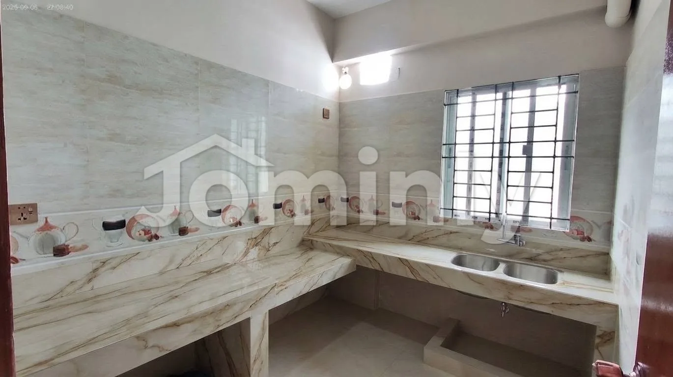 Exclusive 1,550 SQFT 3 BHK Single-Unit Apartment for Sale with Big Terrace | 6th Floor, Bashundhara R/A, Dhaka - 3