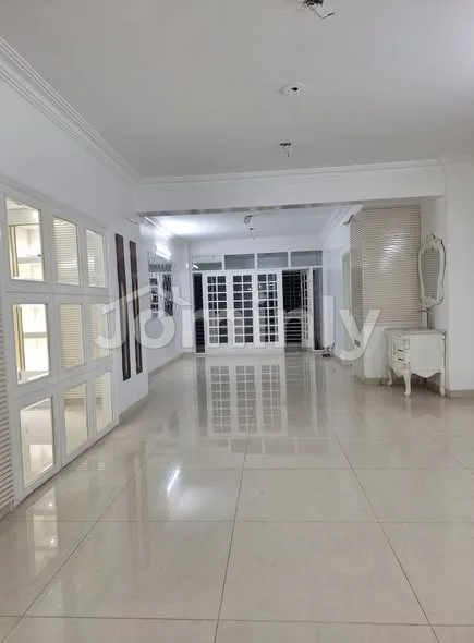 Luxurious 2,500 SQFT 4 BHK South-Facing Single Unit Apartment with Titas Gas for Sale | 5th Floor, Sector-10, Uttara, Dhaka