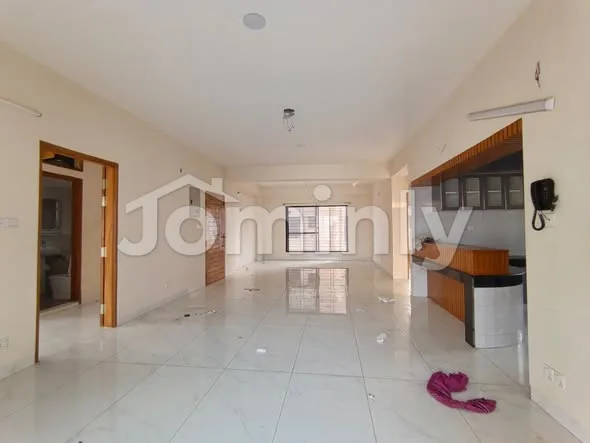 Spacious 2,200 SQFT 3 BHK South-Facing New Family Apartment for Rent | Bashundhara R/A, Dhaka