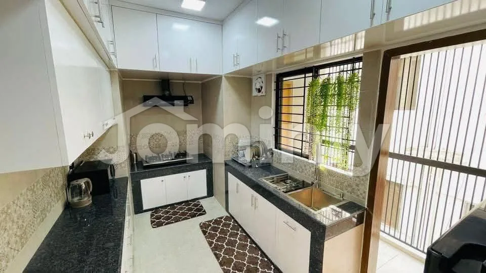 Fully Furnished 2,260 SQFT 3 BHK Corner Single Unit Apartment with Modern Appliances for Rent | Bashundhara R/A, Dhaka (Property ID: SNP 045) - 4