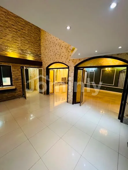 Luxury 4,458 SQFT 3 BHK Semi-Furnished Duplex Apartment for Rent | 4th & 5th Floor, Gulshan 2, Dhaka - 3