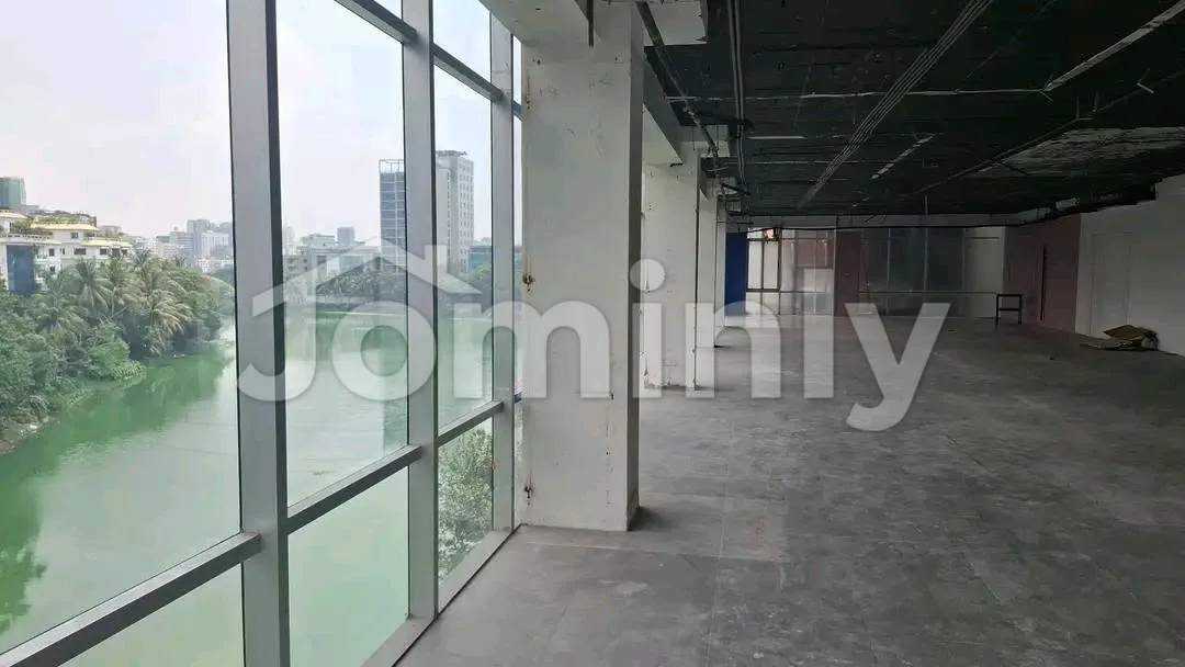 Premium 4,500 SQFT Lake View Fully Commercial Space for Rent | 4th Floor, Corner Plot, Gulshan, Dhaka - 5