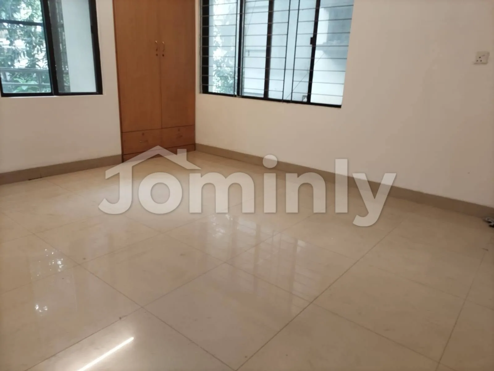 2,000 SQFT Commercial Office Space for Rent | 3rd Floor, Gulshan, Dhaka - 4