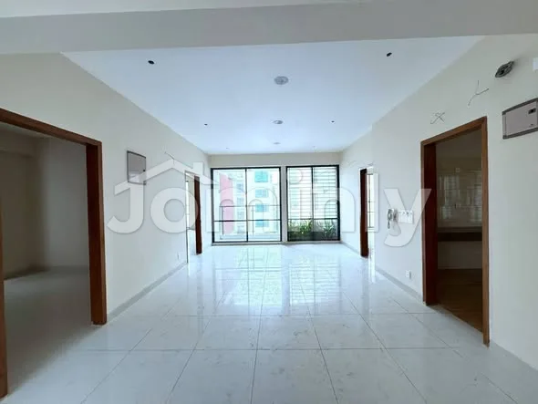2,250 SQFT 4 BHK South-Facing Single Unit Brand New Apartment for Sale | 6th Floor, Bashundhara R/A, Dhaka