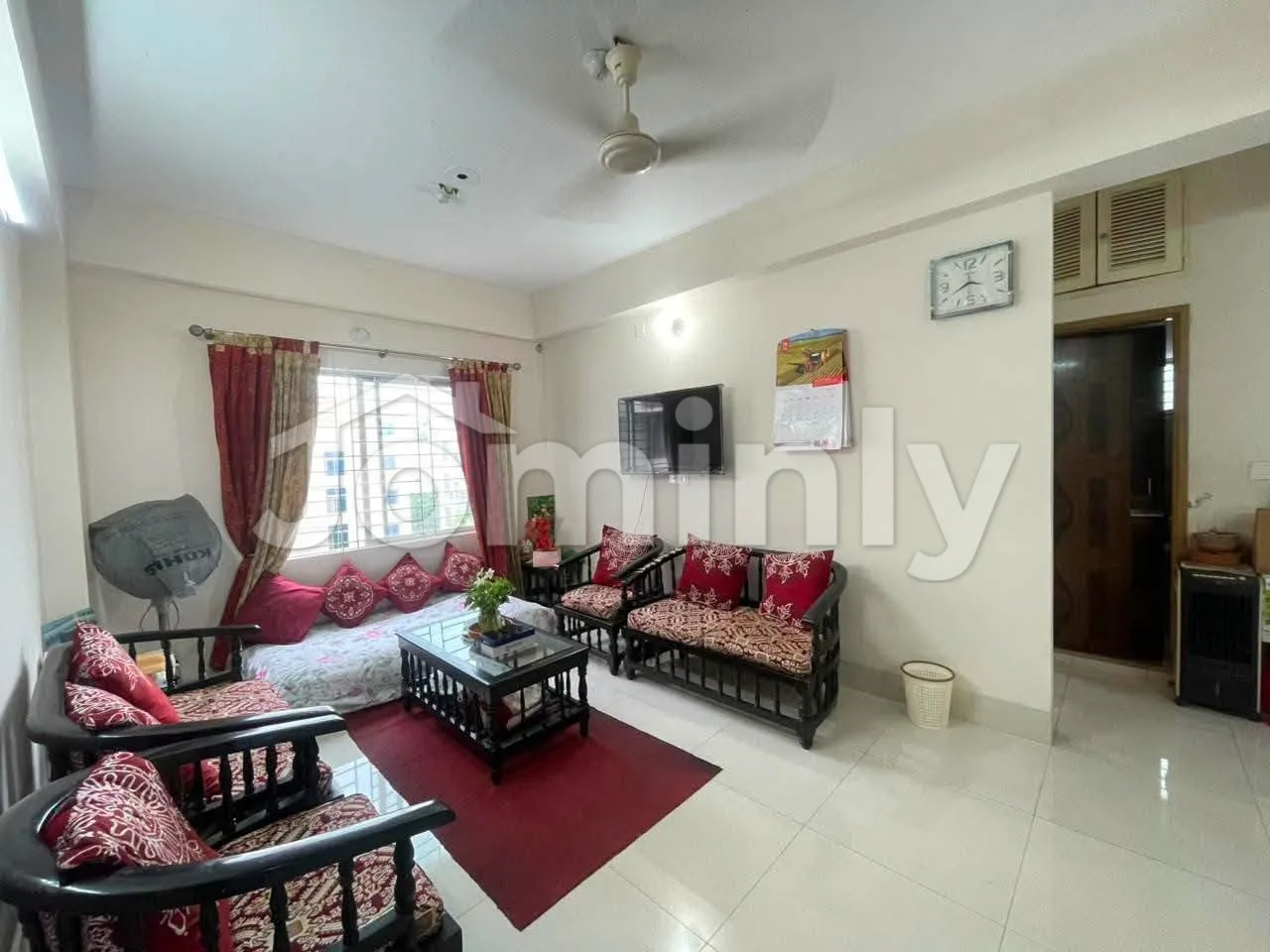 1,610 SQFT 3 BHK South-Facing Single Unit Apartment for Sale | Top Floor, Block G, Bashundhara R/A, Dhaka - 2