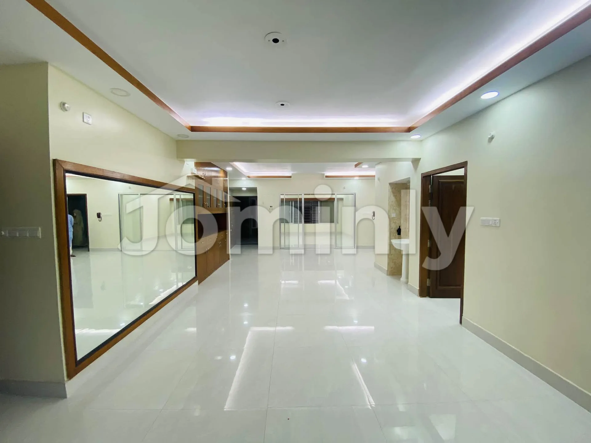 3,500 SQFT 4 BHK Luxury South-Facing Simplex Apartment for Rent with Titas Gas | Block C, Bashundhara R/A, Dhaka