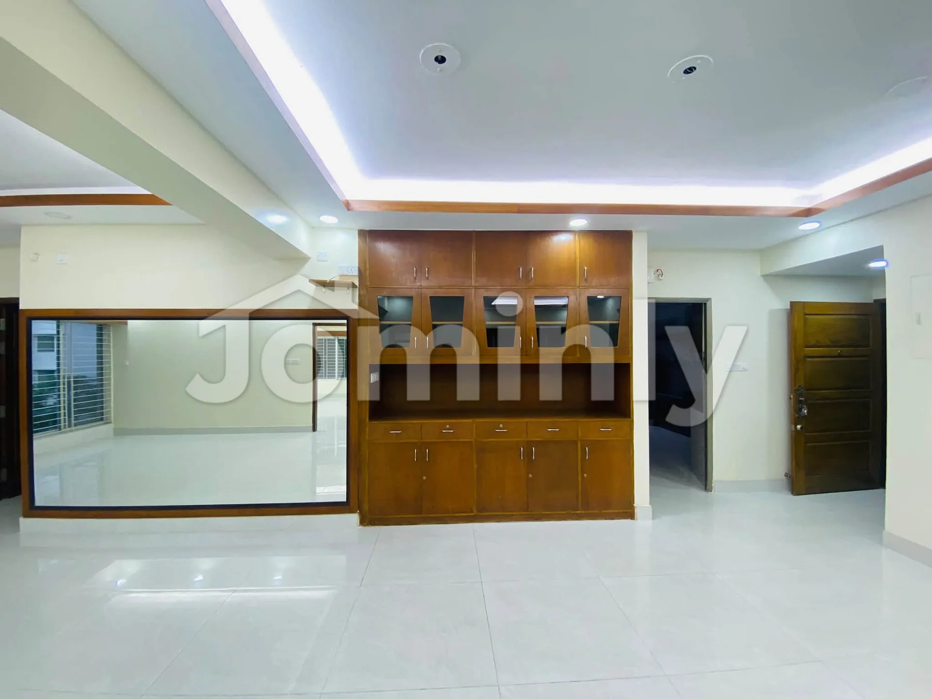 3,500 SQFT 4 BHK Luxury South-Facing Simplex Apartment for Rent with Titas Gas | Block C, Bashundhara R/A, Dhaka - 4