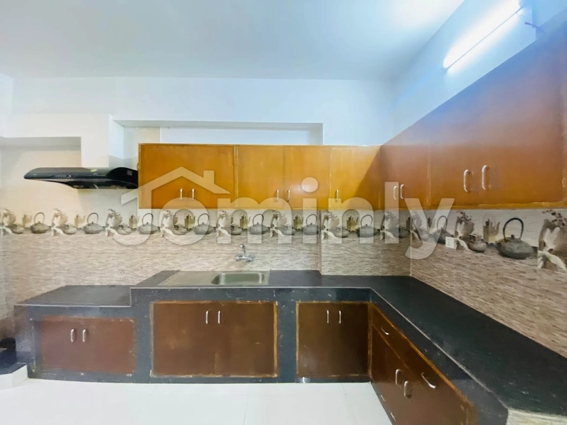 3,500 SQFT 4 BHK Luxury South-Facing Simplex Apartment for Rent with Titas Gas | Block C, Bashundhara R/A, Dhaka - 5